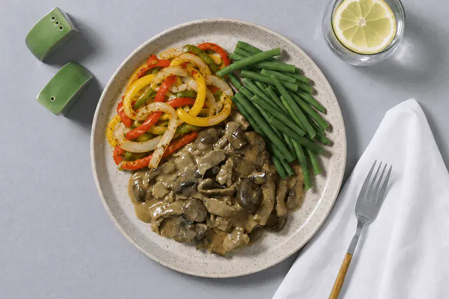 Beef Stroganoff, Mushrooms, Peppers, Green Beans