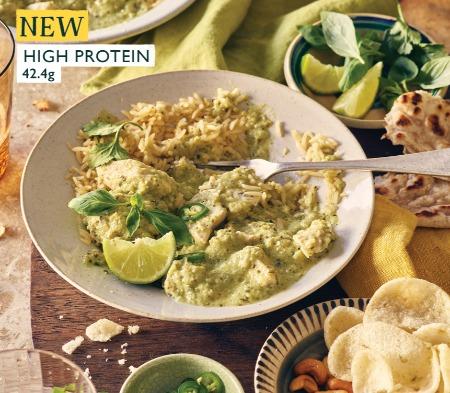 Green Thai Chicken Curry with Coconut & Lime Leaf Rice