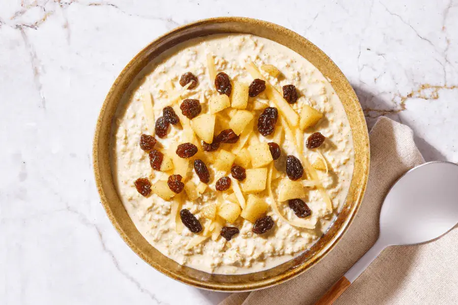 Apple & Raisin Protein Porridge
