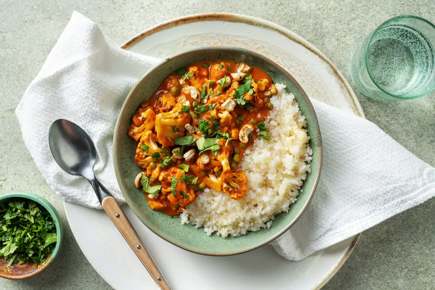 Ginger Cauliflower and Cashew Curry