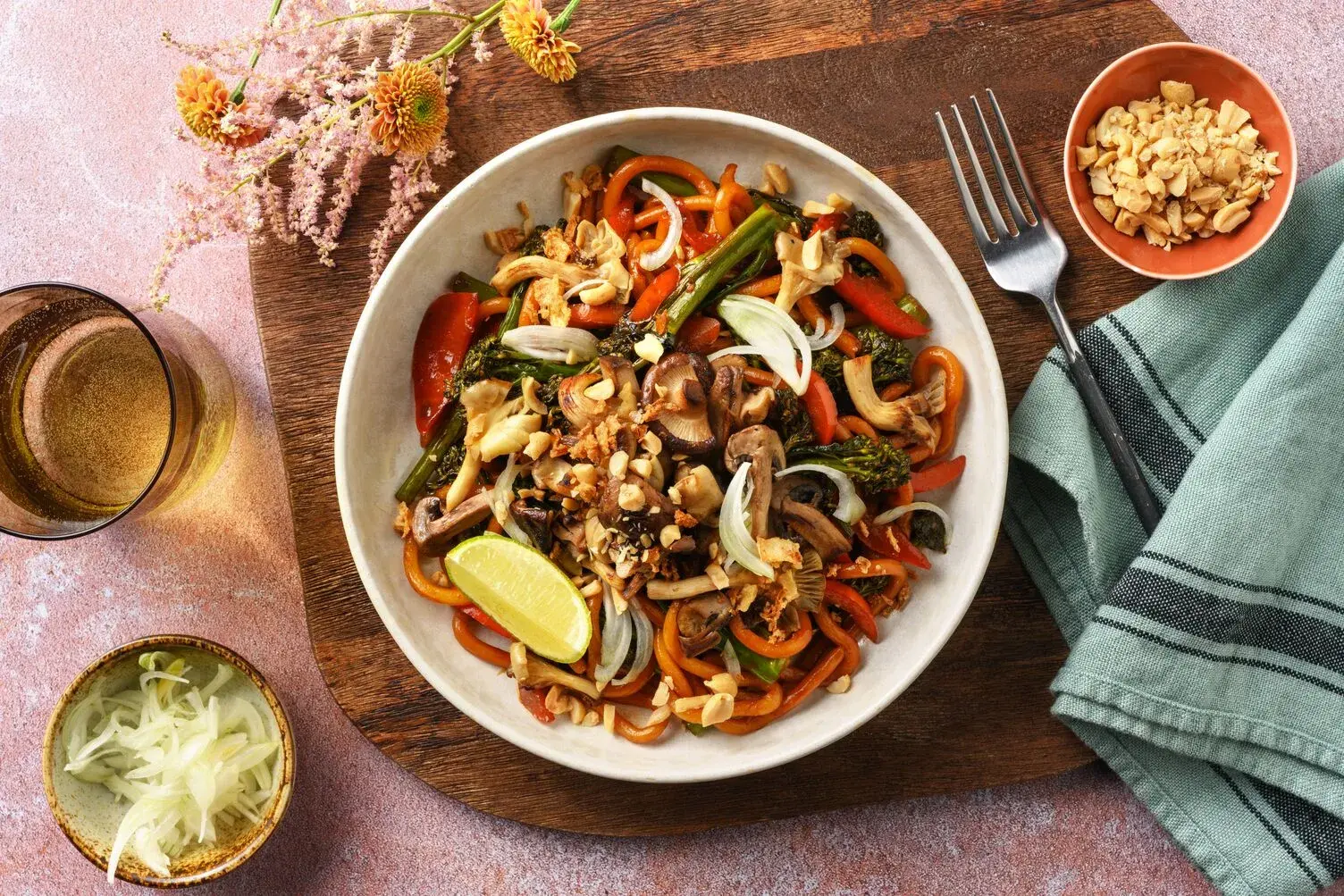 Yaki Udon Style Noodles & Garlic Mushrooms