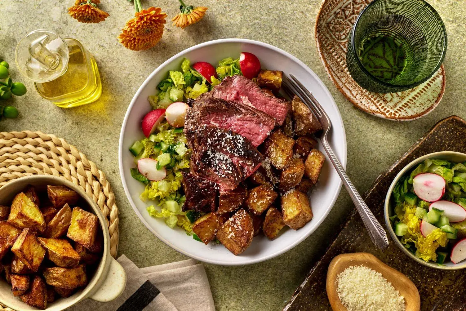 Sweet Chilli Glazed Steak & Crispy Potato Power Bowl