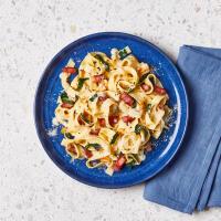 Creamy Bacon Alfredo Sauce With Fresh Tagliatelle