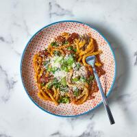 Creamy Carbonara-Style Bacon & Gochujang Udon