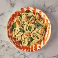 Creamy Pesto, Chicken Thigh & Spinach Spaghetti
